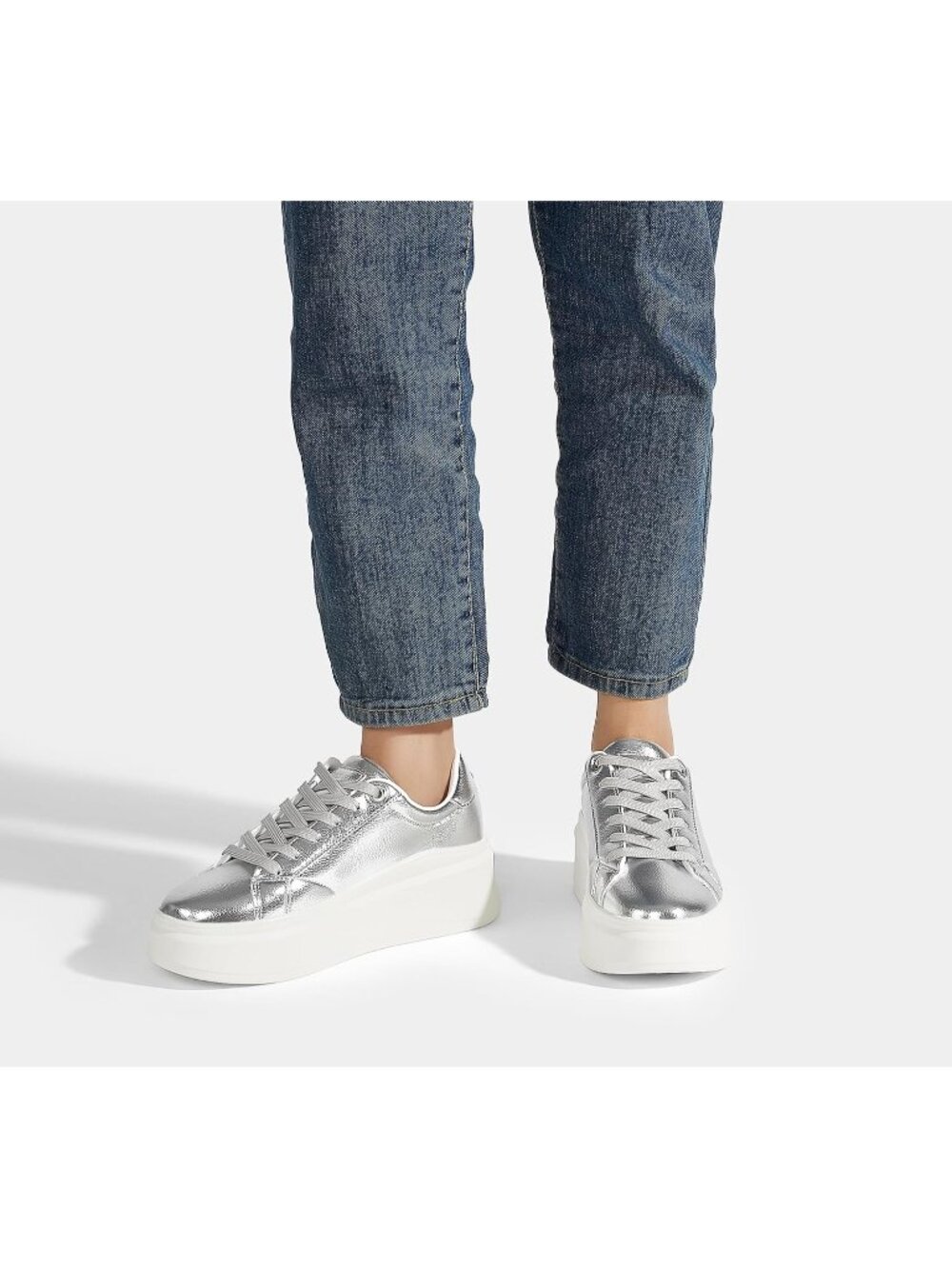 🆕Women's Silver Platform Fashion Sneakers Classic Low Top Thick Sole Casual - Picture 2 of 6